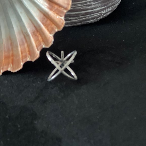 Stella & Dot Criss-Cross Pave Ring - Picture 4 of 5